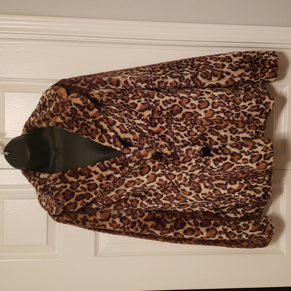 Faux Fur Leopard print coat